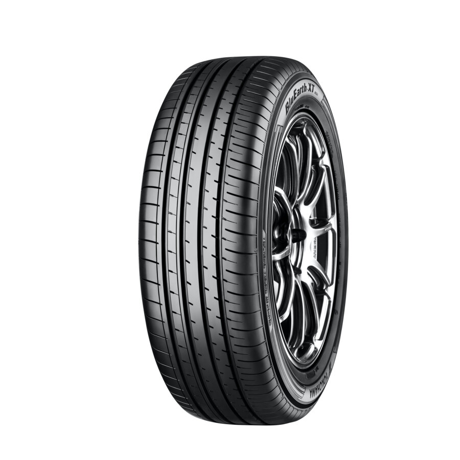 Neumático YOKOHAMA BLUEARTH-XT AE61 215/50 R18 92 V - Norauto